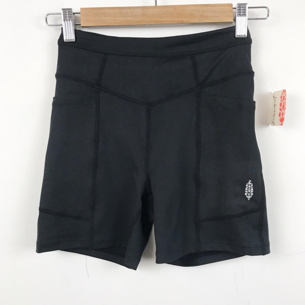 NWT Free People‎ Odessa Bike Shorts in Black Size XS - Picture 5 of 10